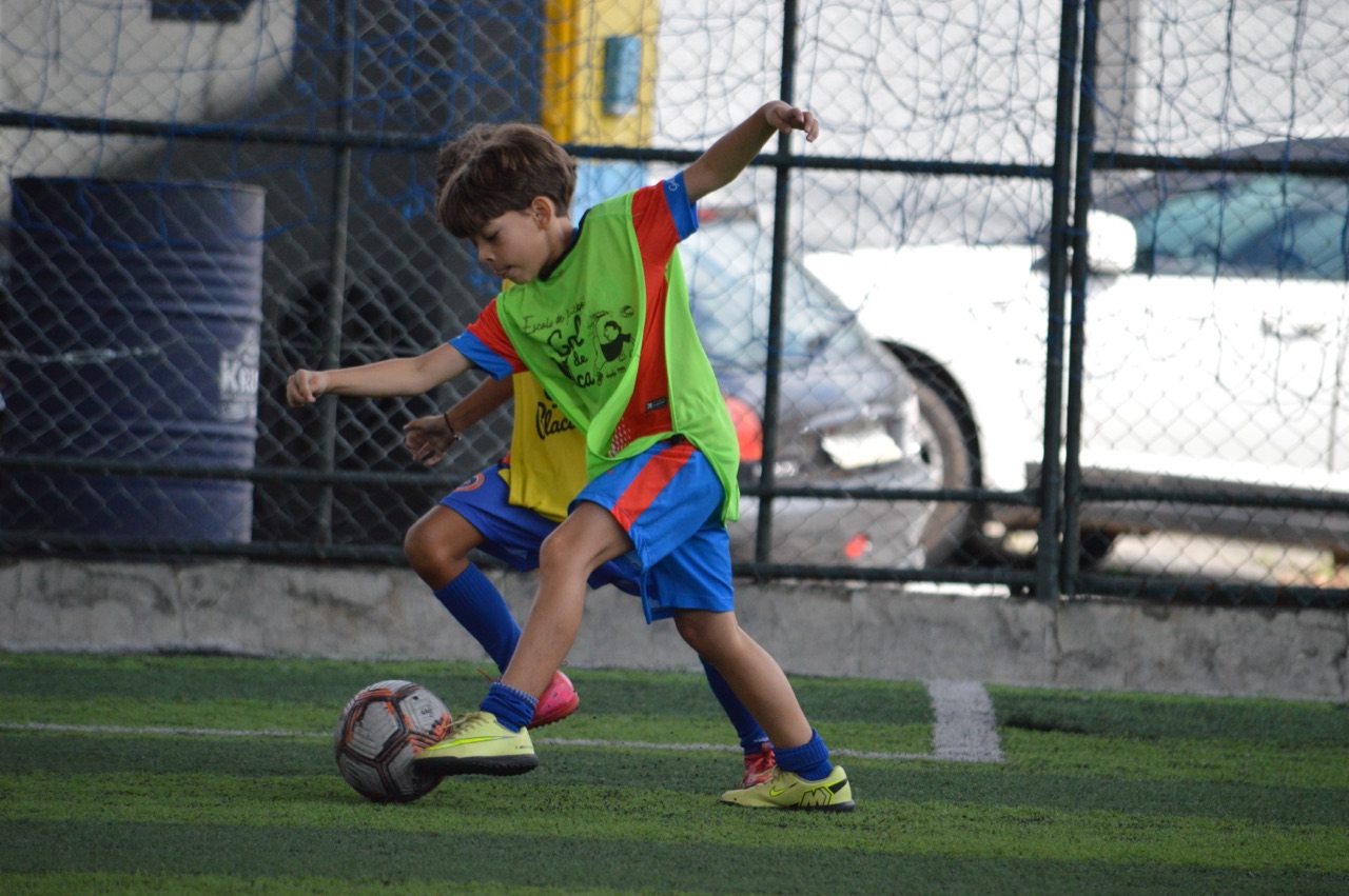 Alunos em ação durante o treino